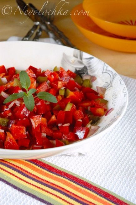 Легкий салат з болгарського перцю з маринованим огірком, блог неёлочкі