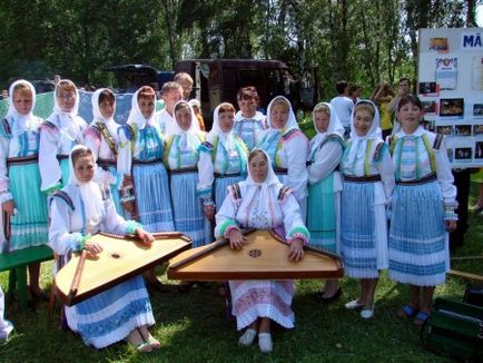 Марійський національний костюм (56 фото) традиційне вбрання марійців, жіночий і чоловічий костюм