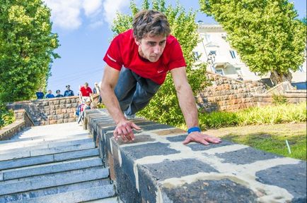 Maestru de clasă pe parkour de la markeri francezi