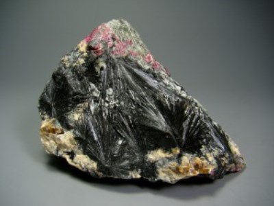 Minerale Aegirine proprietăți magice, fotografie