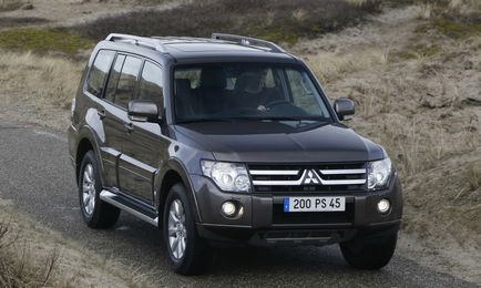 Mitsubishi Pajero 4 motor diesel video, fotografie, prblemy