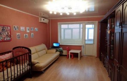 Stretch tavane pentru sala (living) în Hrușciov