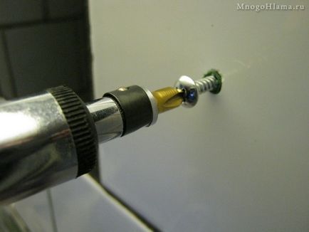 Prezentarea generală și montarea suportului magnetic pentru cuțite