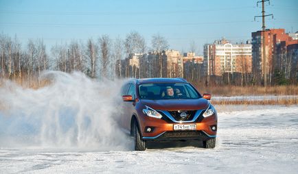 Áttekintés Nissan Murano és Subaru Outback - bonyolítja a kiválasztás (Nissan) Áttekintés Nissan Murano és Subaru Outback - nehéz a választás