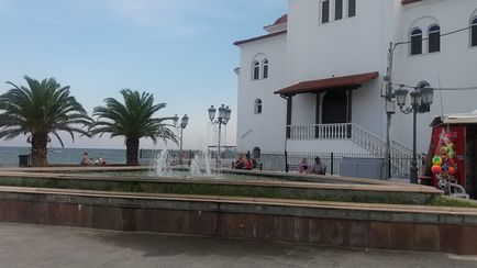 Паралія Катерини - пляжний містечко на березі Егейського моря