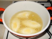 Пиріжки з картоплею з сирного тесту