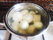 Пиріжки з картоплею з сирного тесту