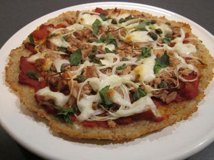 Pizza tonhallal töltelék és a tészta receptje
