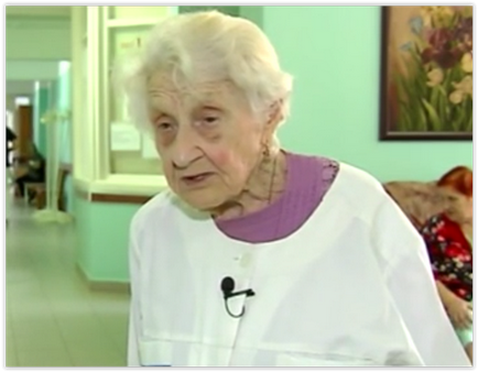 Practicant chirurg de varsta de 90 de ani a spus despre munca ei