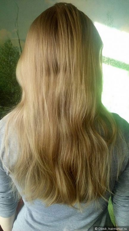 Transformarea unei blonde naturale cu un concept