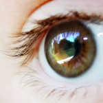 Ознаки відшарування сітківки ока на фото, причини, наслідки та лікування