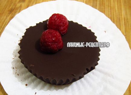Deserturi simple de ciocolată vegană cu roșu (kerob)