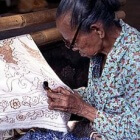 Desen pe tesatura, batik si I