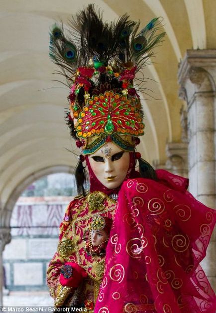 Ru як готуються до карнавалу в Венеції - terraoko - світ твоїми очима