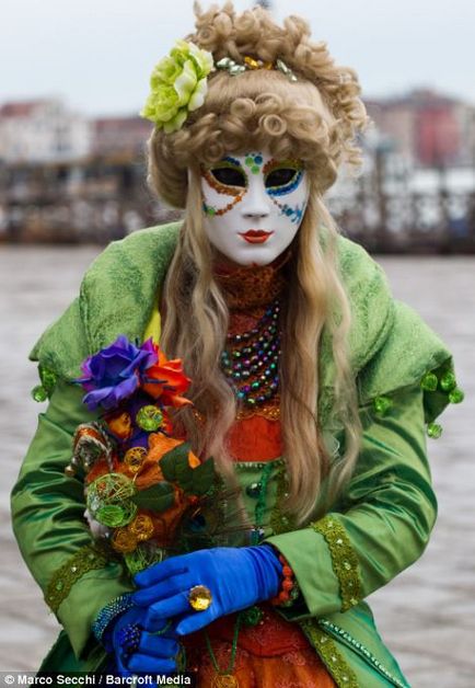 Ru як готуються до карнавалу в Венеції - terraoko - світ твоїми очима