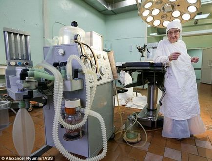 Doctorul Ryazan Alla Levushkina - cel mai vechi chirurg chirurgical din lume