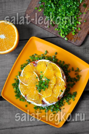 Salată cu portocale și pui