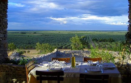 A legszebb kirándulóhelyek Puglia - a város és a falu, amely nem látható (a legjobb) A legszebb kirándulóhelyek Puglia - a város és a falu, amely nem látható