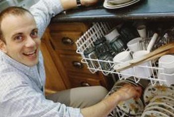 Tömlők mosogatógép lefolyó és töltőanyag helyett a saját kezét