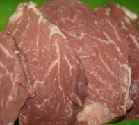 Steakuri din carne de vită de marmură pe grătar pe grătar Rețetă foto