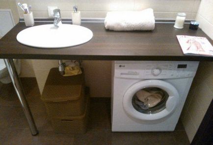 Blatul de lucru din baie sub chiuvetă - regulile de alegere și instalare