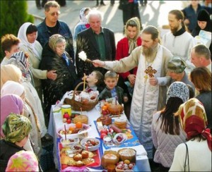 Світле Христове Воскресіння дає кожному шанс на зцілення, на шляху до довголіття