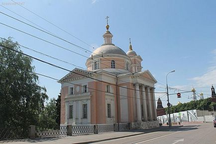 Barbarul sfânt este un barbar sfânt în ceea ce ajută la rugăciunea sfântului barbar