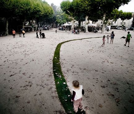 Tapis rouge! - o cale verde mare în mediul rural francez