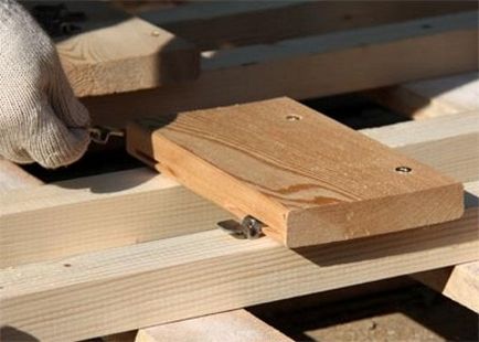 Tehnologia de așezare a panourilor din lemn de zada