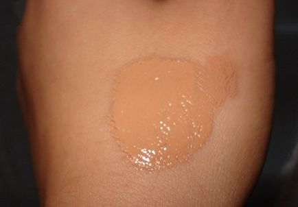Alapítvány krém zsíros bőrre tartózkodásra igaz smink olajmentes formula clinique -, fényképek és ár