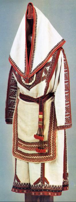 Costum tradițional mare (foto)