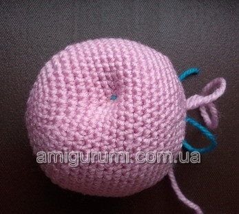 Amygurumi strângere - cu propriile mâini (firele pot fi presate mai puternic) Amigurumi se întinde - cu mâinile tale