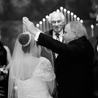 Inspirarea fotografiilor de nunta ale mirelui cu tatal ei