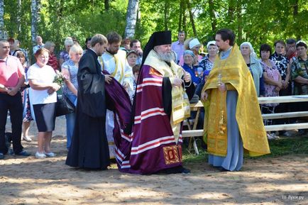 В село платоническа параклис е осветен в чест на властващия Богородица (видео) -