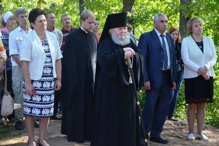 У селі Платонове відбулося освячення каплиці на честь державної ікони Божої Матері (відео) -