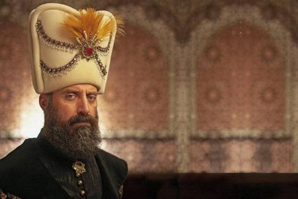 Halit Ergench - biografie, viață personală, berguzar, fotografie, filme și ultimele știri 2017