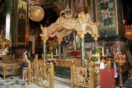 Temple Szentháromság a Veréb-hegy