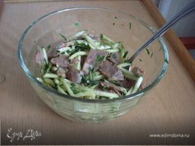 Salată japoneză de la castraveți 