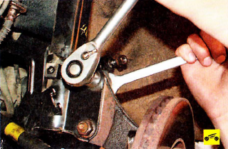 Înlocuirea unui arc al amortizorului unui suspensor de suspensie pentru hyundai tuscon 2004-2010