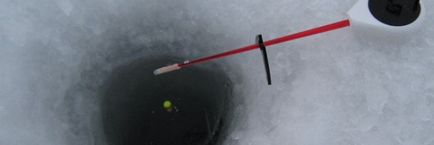 Tijă de pescuit de pluș de iarnă