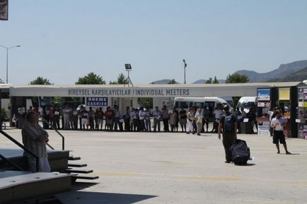 Aeroportul Dalaman din Turcia, fotografii și videoclipuri, cum să ajungeți de la aeroportul din Dalaman până la Marmaris și fethiye