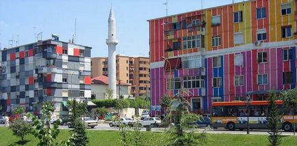 Албанія, тирана як дістатися, що подивитися і спробувати