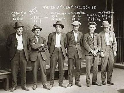 Amerikai gengszter a huszadik század - Történelem és képek egy évszázaddal ezelőtt (pillanatfelvételek) Amerikai gengszter a huszadik század - Történelem és képek egy évszázaddal ezelőtt