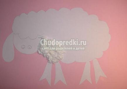 Аплікація з серветок «овечка»