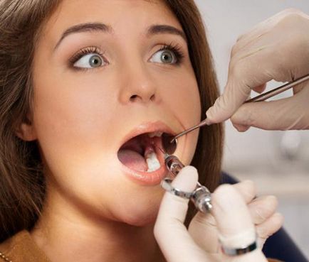Art mosoly - fogászati ​​implantátumok klinika Novoszibirszk
