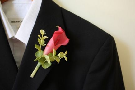 Boutonniere de la callà