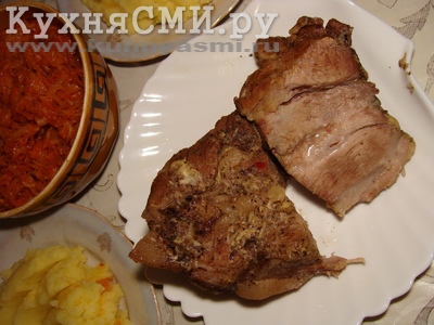 Carne de porc fiartă rece într-o pungă