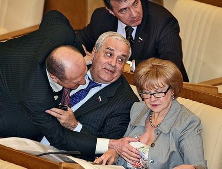 Ce fac deputații la întâlnirile Duma de Stat