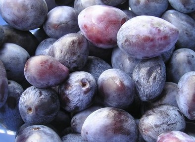 Prune proprietati utile pentru barbati, stodam