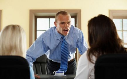 Ce să faci dacă șeful tău este un sociopat